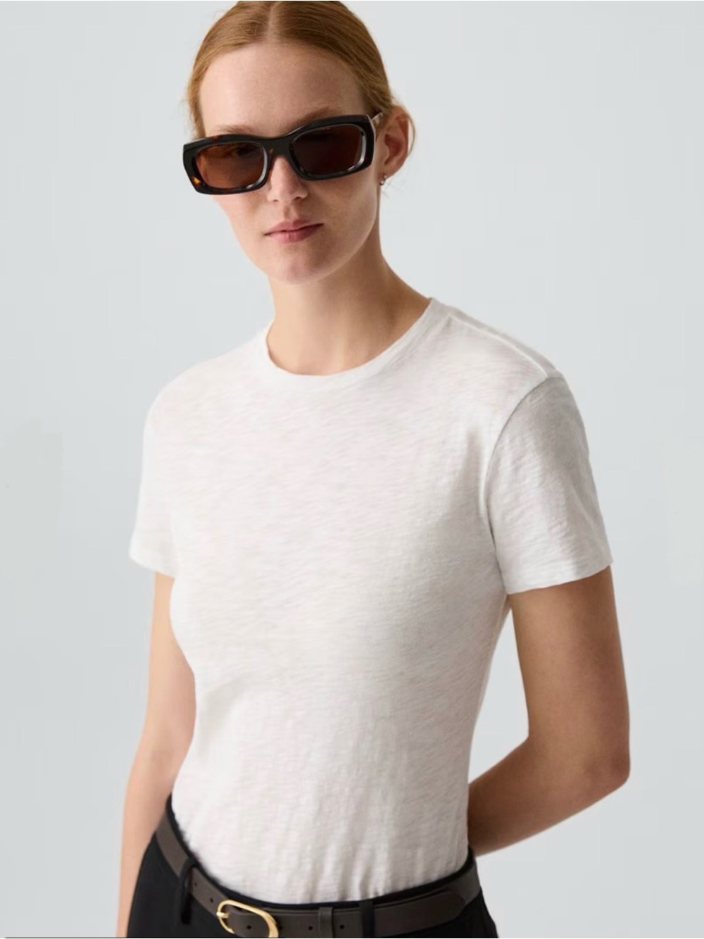 ✨ THEORY ✨ Tiny Tee in Organic Slub Cotton.